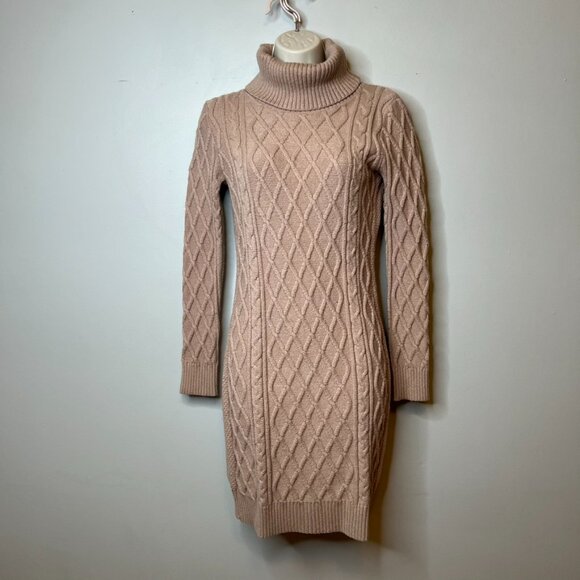 Lynz Pure Sweater Dress (S) - Picture 2 of 10